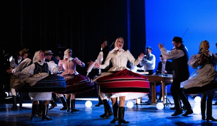 Puszták népe – Táncszínházi folklór előadás volt Nagyecseden