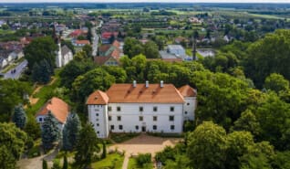 Időutazás és családi kalandok Vaján