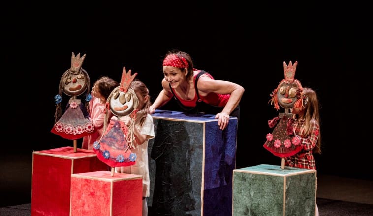 Mesés Csődület a Képes Géza Városi Könyvtárban