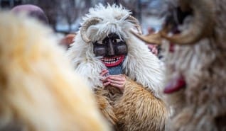 Farsangi mulatságok: hagyomány és vidámság