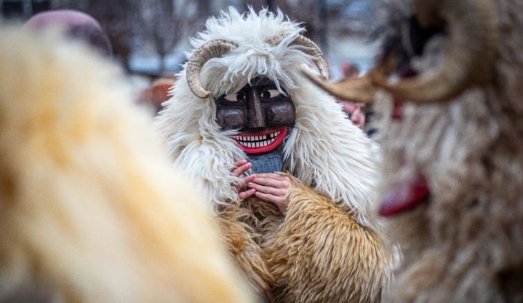 Farsangi mulatságok: hagyomány és vidámság