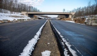 Előrehaladott állapotban az M49-es gyorsforgalmi út építése