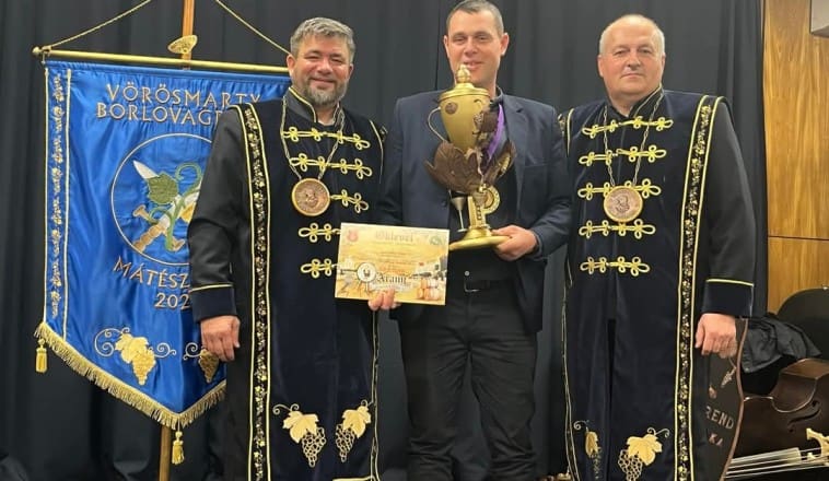 Összeültek a borászok egy Tavaszi Nagy Koccintásra