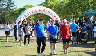 Napfény, közösség – ilyen volt a Fuss a fény városában