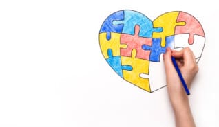 Autizmus Hete – pódiumbeszélgetés több nézőpontból