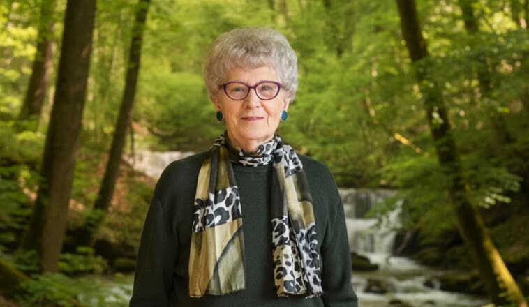 Losonczy Léna húsvéti köszöntője