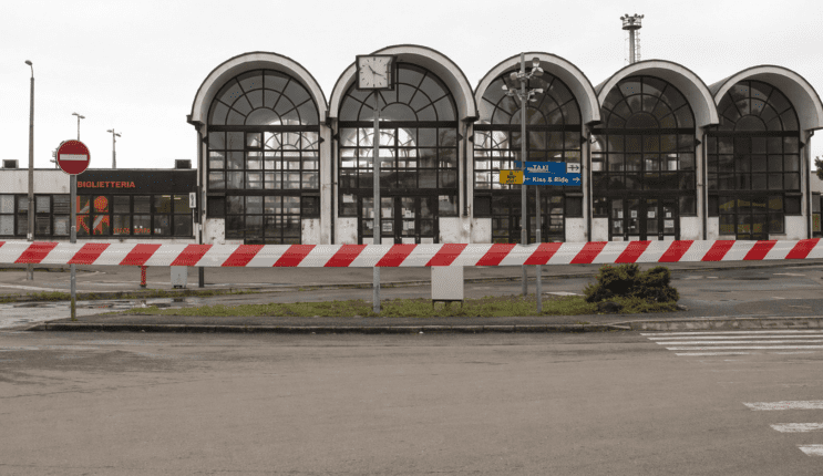 Felújítás miatt ideiglenesen bezár a mátészalkai vasútállomás épülete