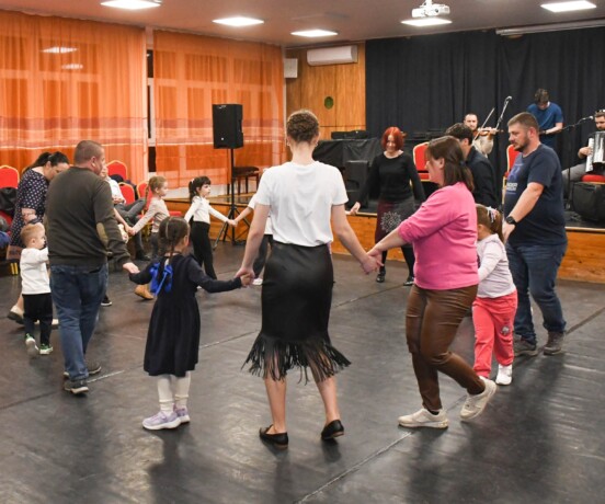 Jótékonysági táncház a Szatmár Alapfokú Művészeti Iskolában